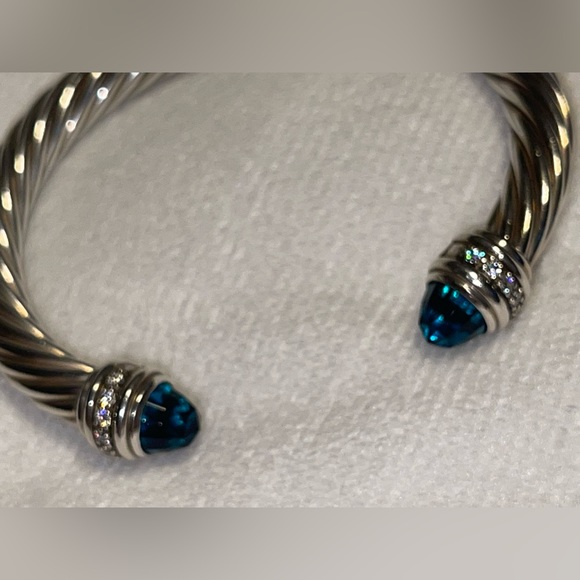 Cable Classic Bracelet in Sterling Silver with deep Blue and Pave Diamonds - Picture 4 of 12